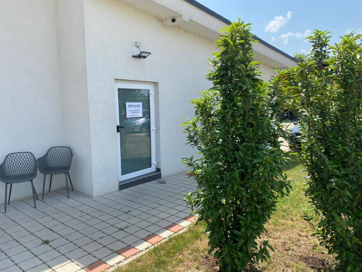 Gaestezimmer Oedenburgerstrasse Pottsching Exterior photo